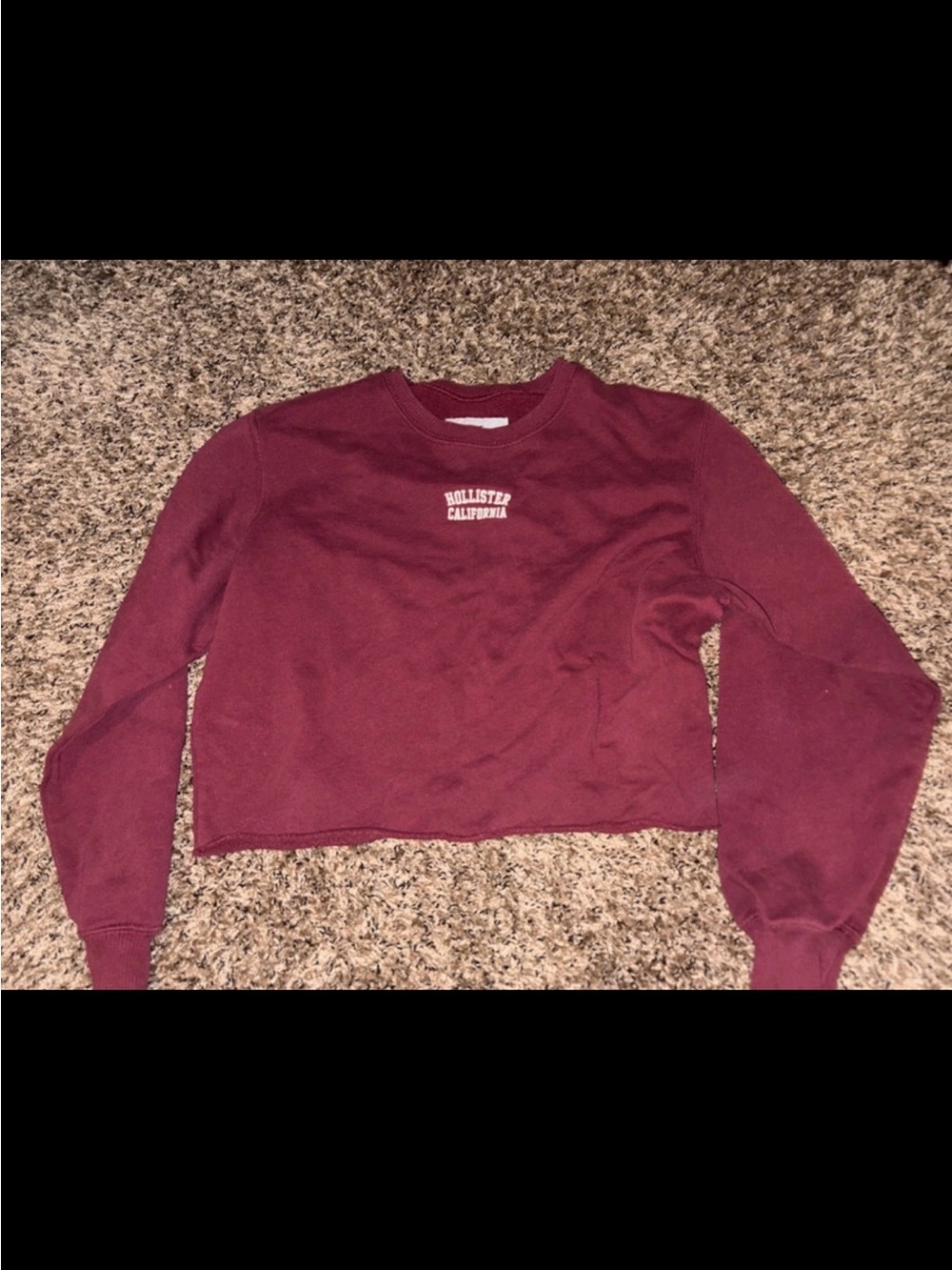 Hollister Women's Cropped Crewneck Sweatshirt - Maroon